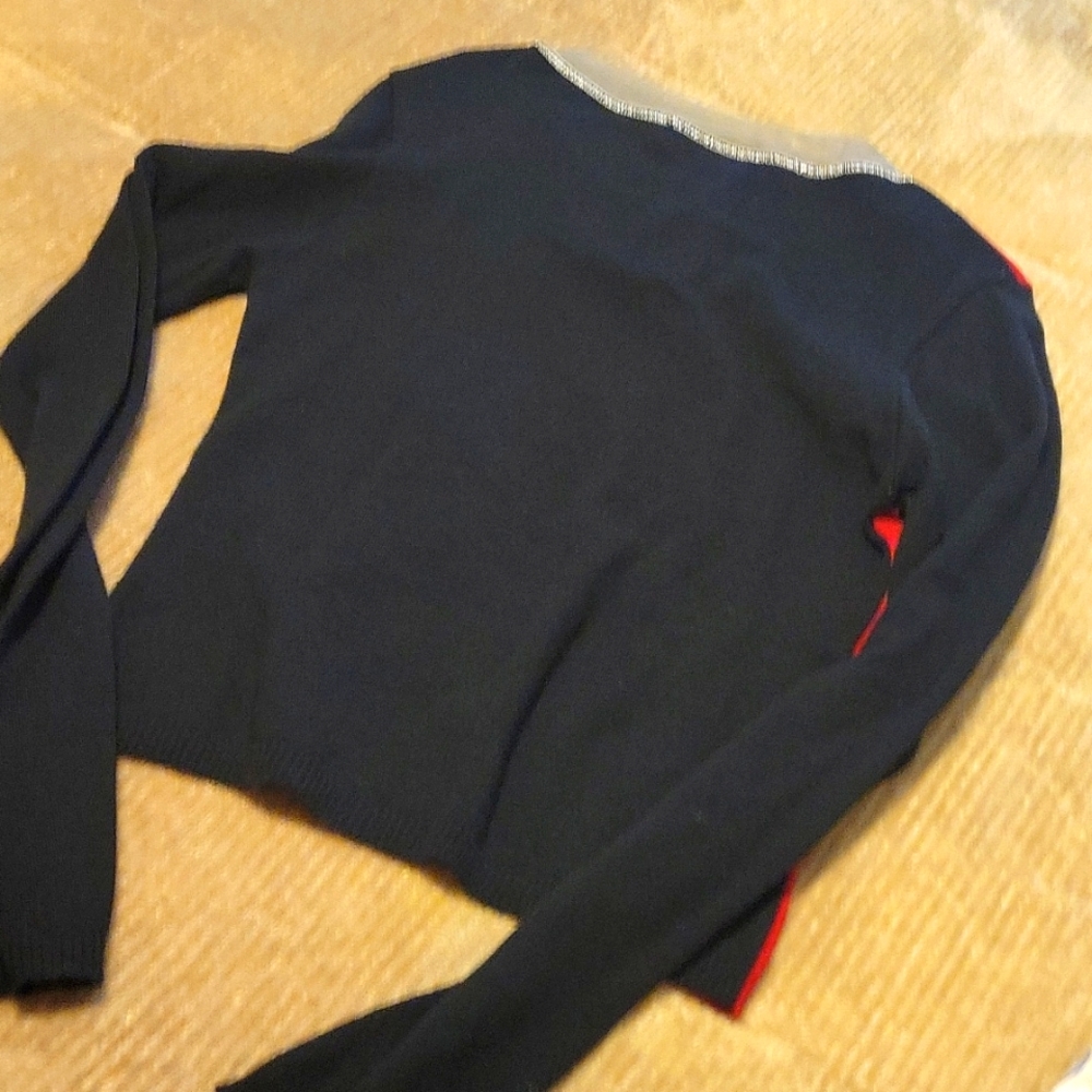 Sweater - Picture 4 of 4
